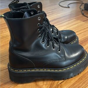 Doc Martens Black Leather Lace-Up Boots Sz 7